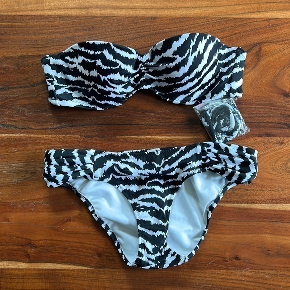 NWOT Victoria’s secret bathing suit - Picture 1 of 4